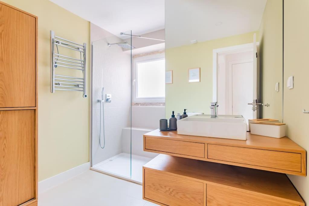 Chic&bright @ Campo De Ourique Apartment