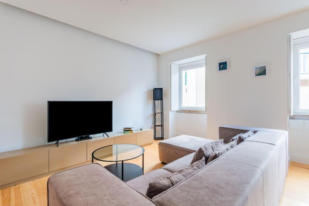 Chic&bright @ Campo De Ourique Apartment